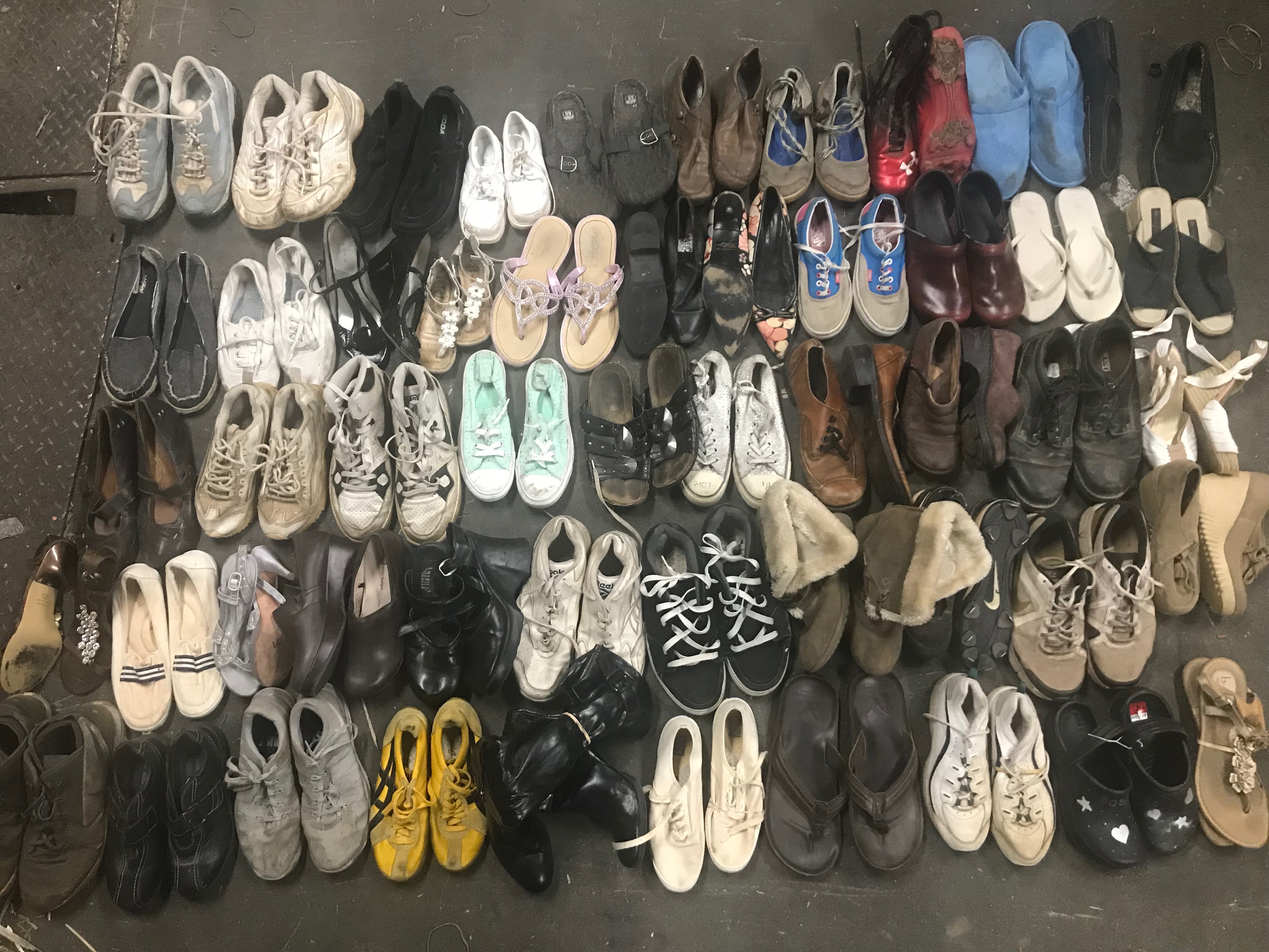 USED SNEAKERS AND RUNNING SHOES--FOB WA