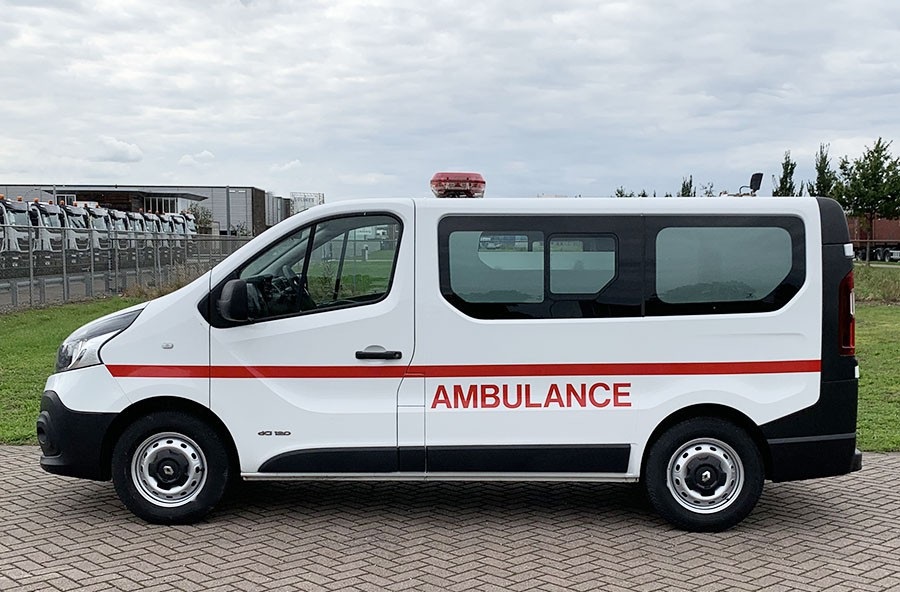 88 Units Renault Traffic dCi 120 L1H1 4x2 Ambulance - 2015 NEW