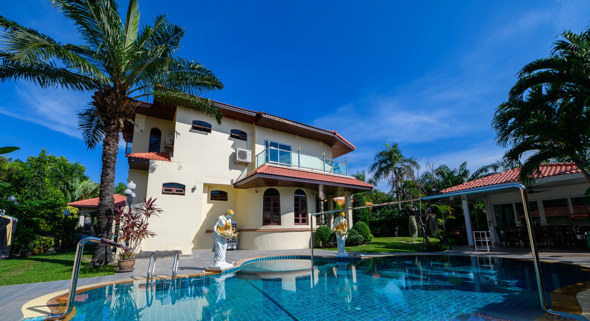 Luxury Villa for Sale @ Paradise Villa 2