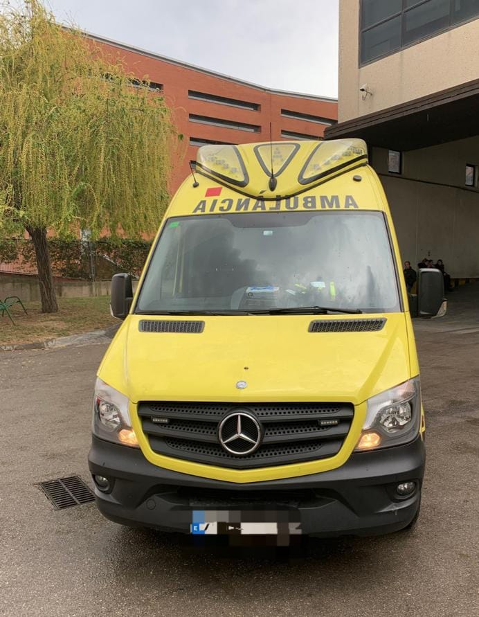 116 Ambulances Mercedes Benz