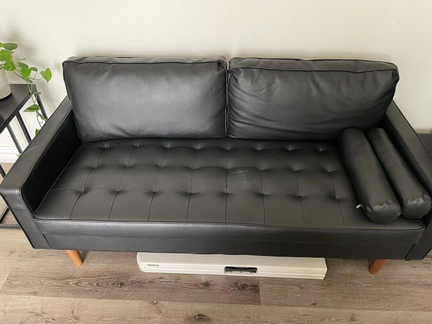 New Refurbished Sofa. 100units. EXW Los Angeles 