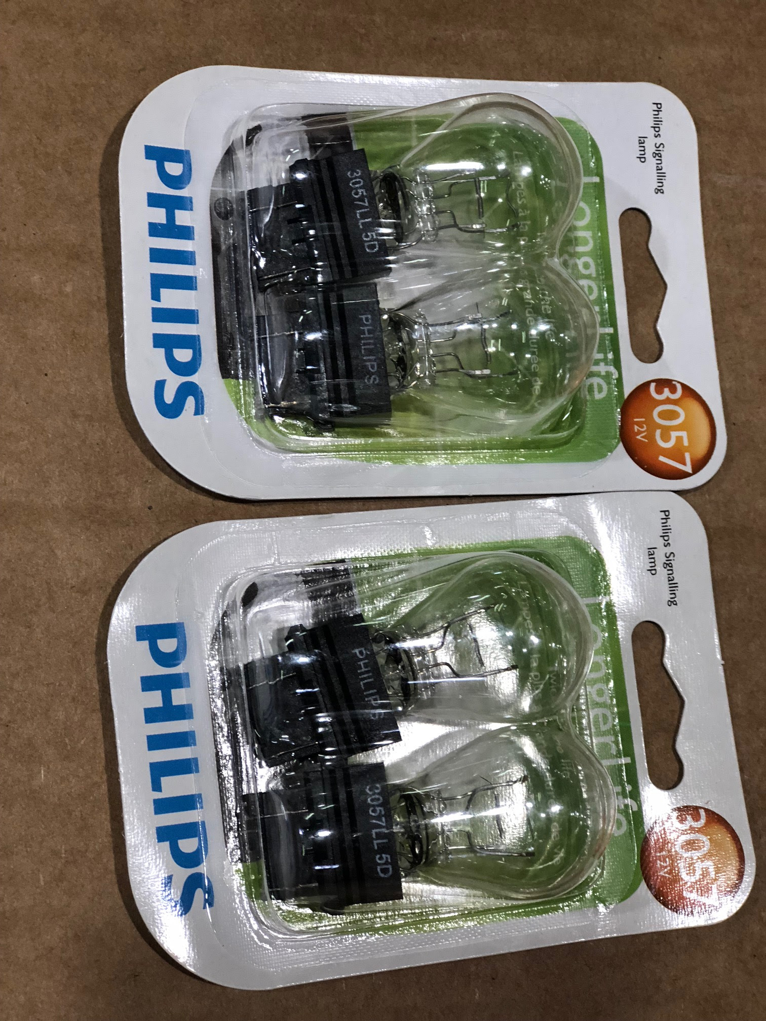 Philips 3057 Light Bulbs (2 pack) -9000 units New