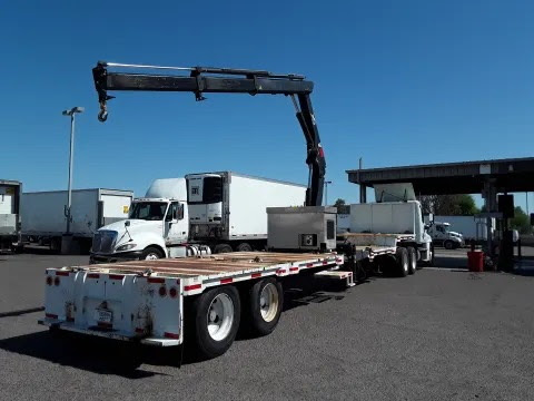 2010 48 Trailer with 