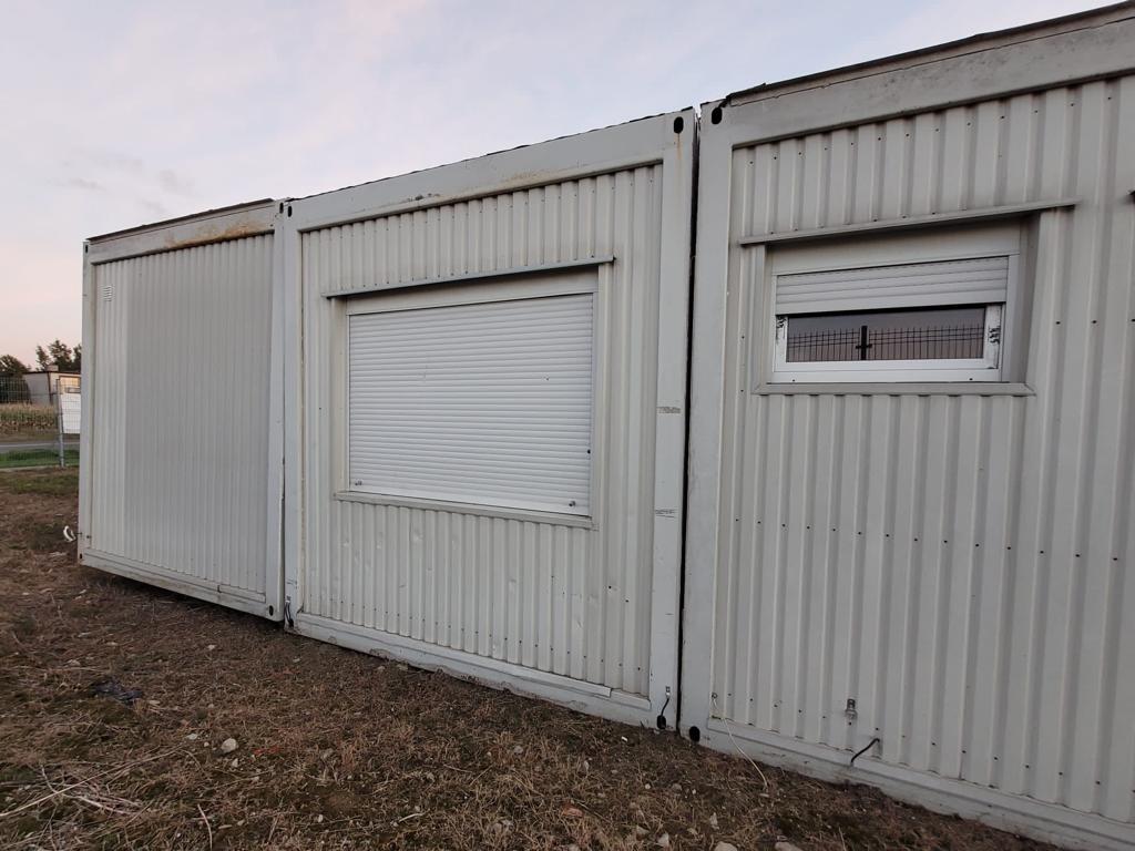 Additional container buildings