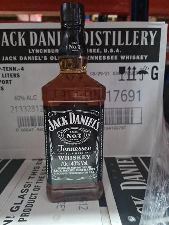 2860 cs Jack Daniels 6x70cl Plain pack UKDS T1 @ 70 €, Exw. Loendersloot, on Floor