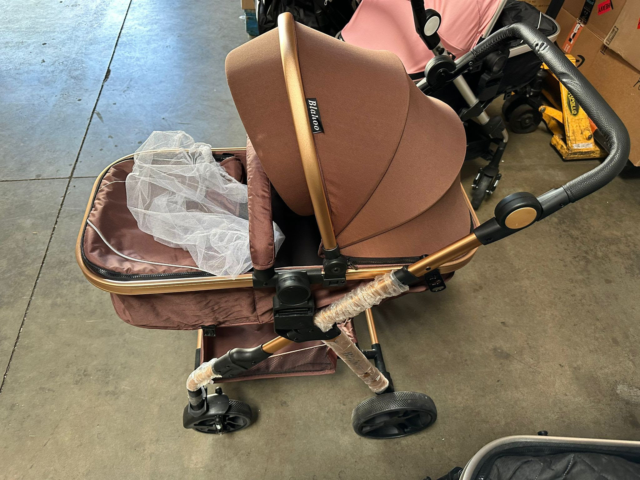 Blahoo Baby Stroller. 3000 units. 