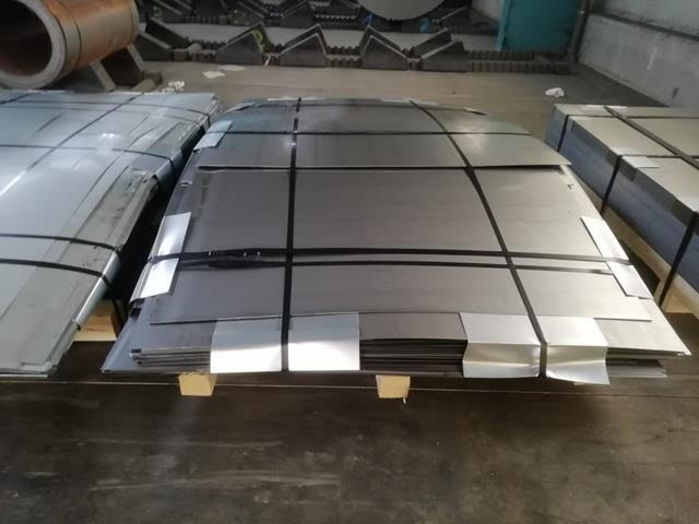 Offer Steel sheets/plates
