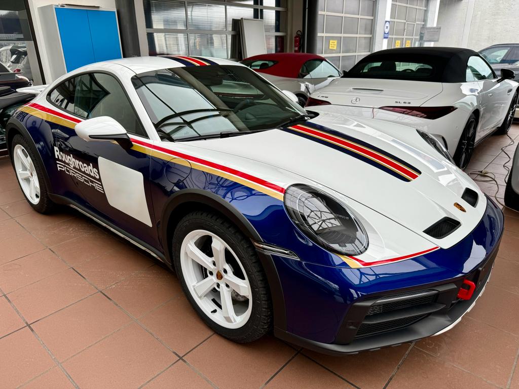18/12/2023 - Offer 1 x NEW 2024 Porsche 992 