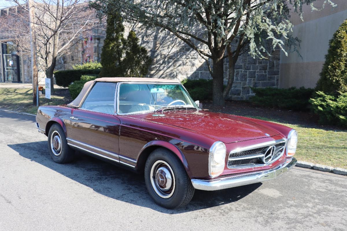 New Arrival ! One Owner 1964 Mercedes-Benz 230SL Pagoda