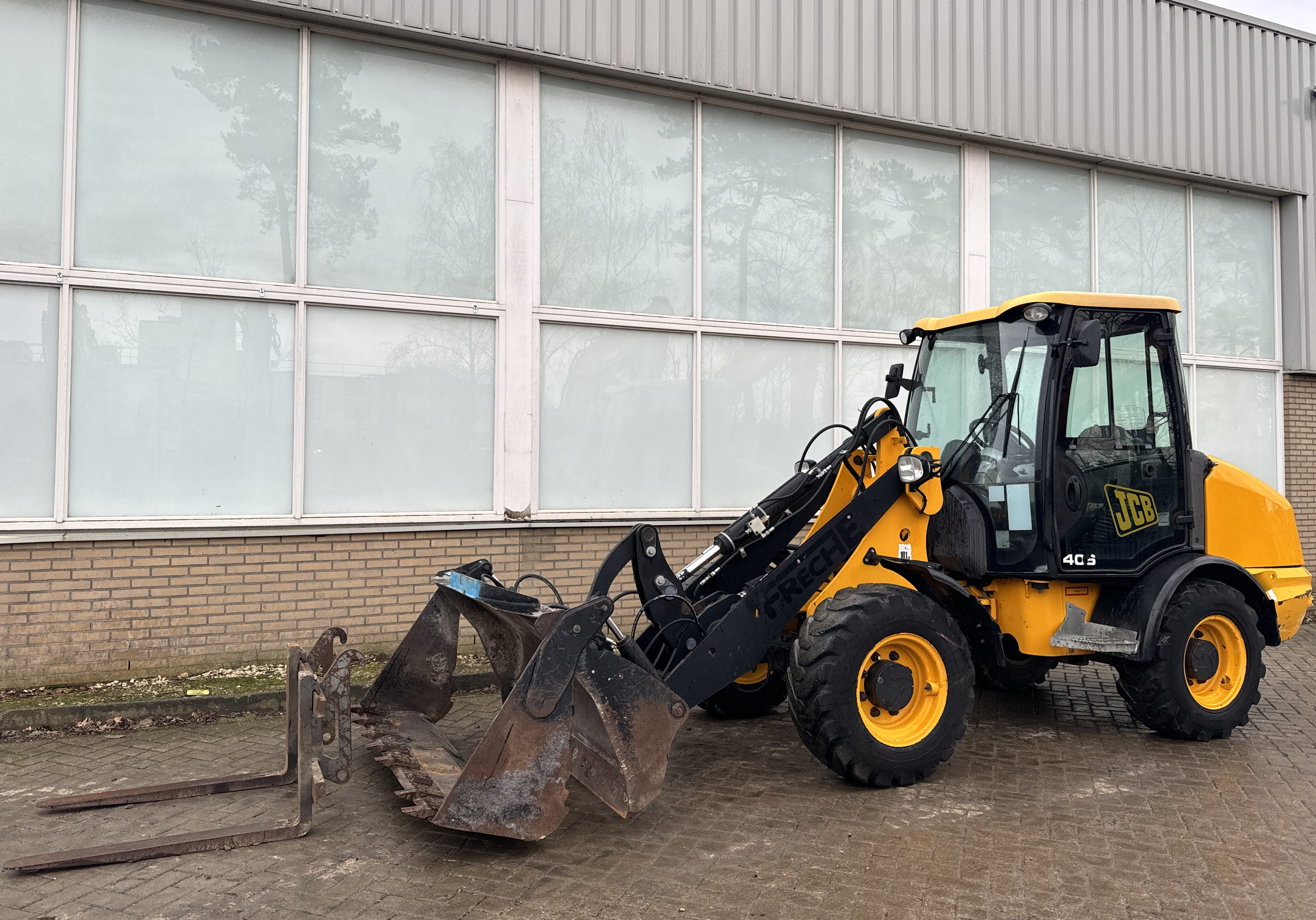 JCB 406 B   *2012* ONLY *2640 HOURS *   *CE*