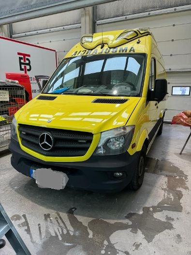 Mercedes Sprinter 313 automatic ambulance
