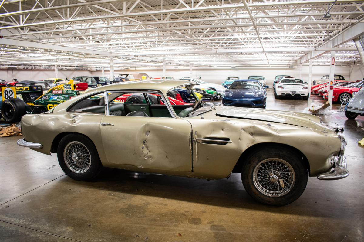 Matching Numbers Factory LHD 1960 Aston Martin DB4 Series II