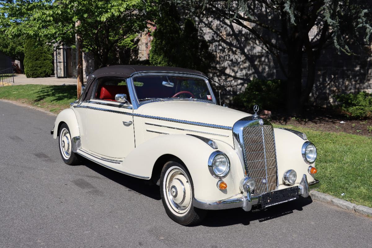 1952 Mercedes-Benz 220A Cabriolet with Luggage