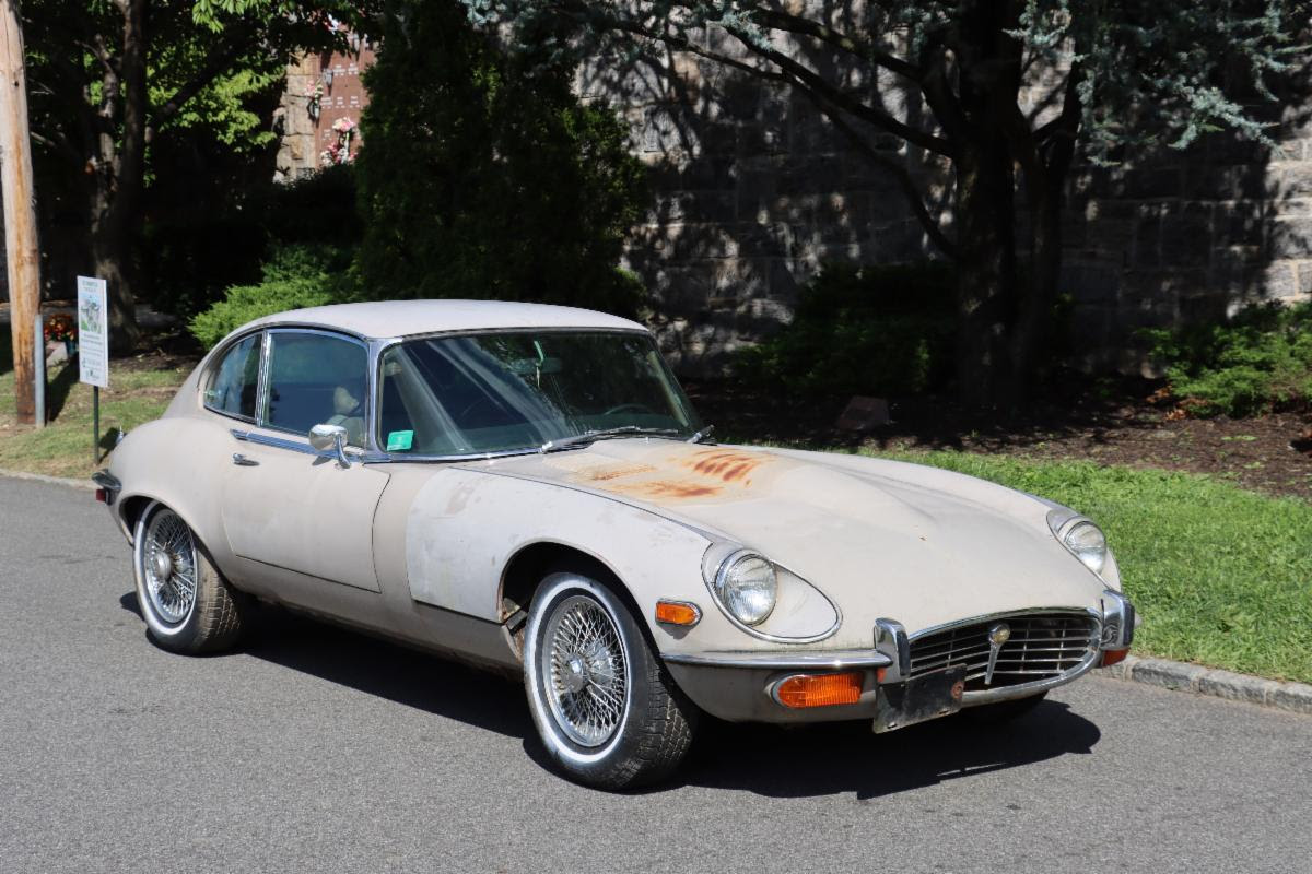 Matching Numbers 1972 Jaguar XKE Series III V12 2+2