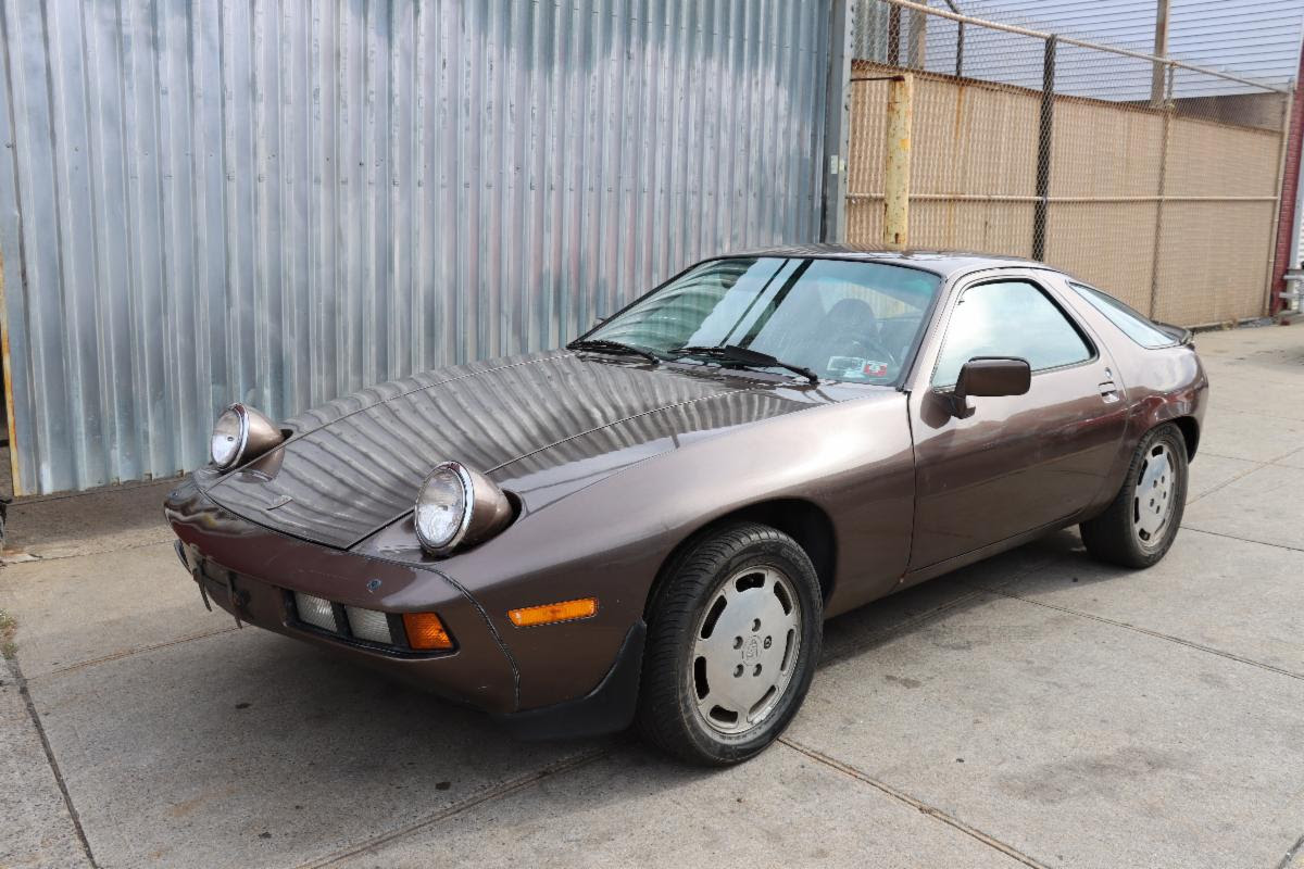 Discounted! 1984 Porsche 928S 5-Speed