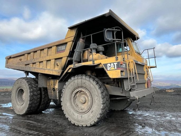 1994 CAT 773B Rock Truck