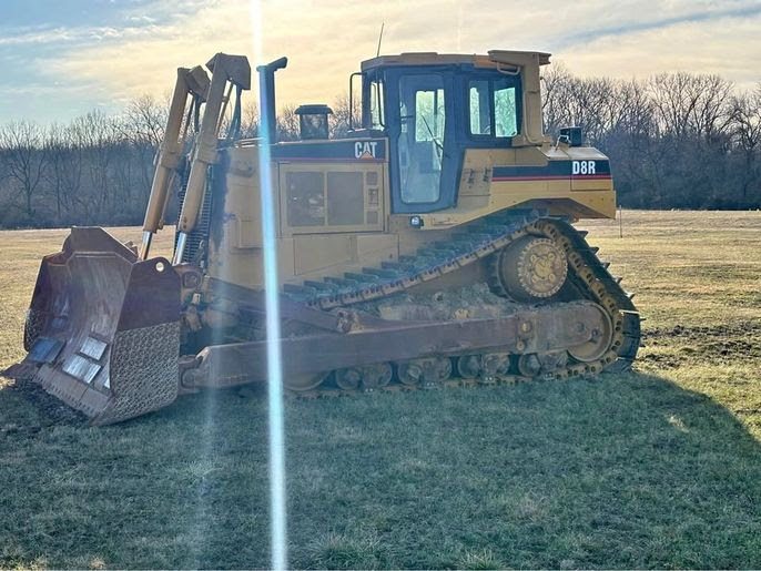 2002 CAT D8R Dozer
