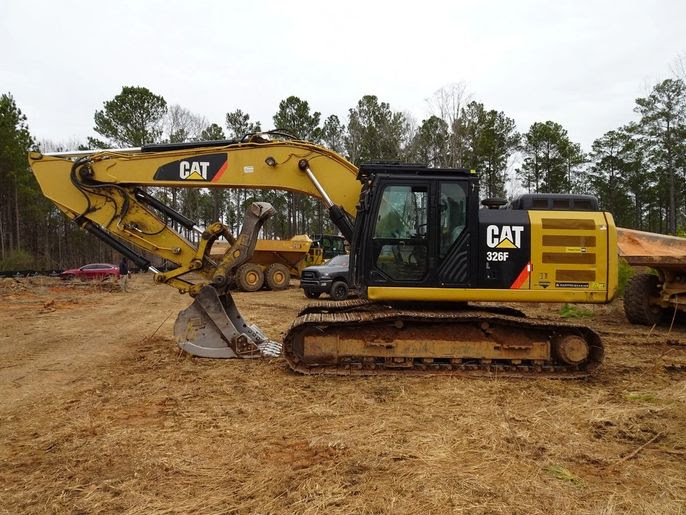 2015 CAT 326FL Excavator