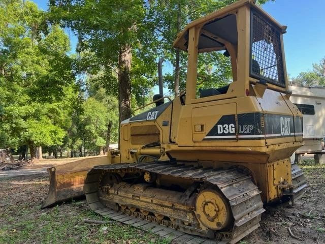 2004 Cat D3G LGP Dozer