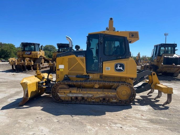 2022 John Deere 650K XLT w/Rear Ripper