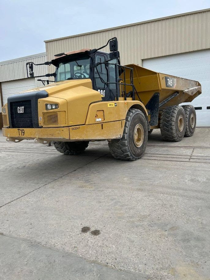 2019 CAT 745 Off Road Truck 