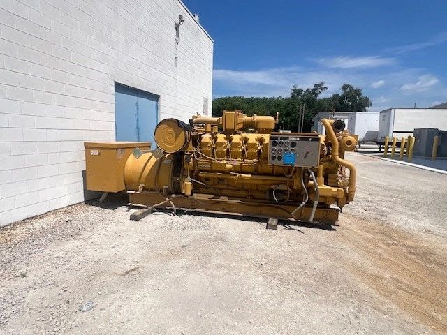 (4) CAT G3516 NG 1000KVA / 800KW Generators