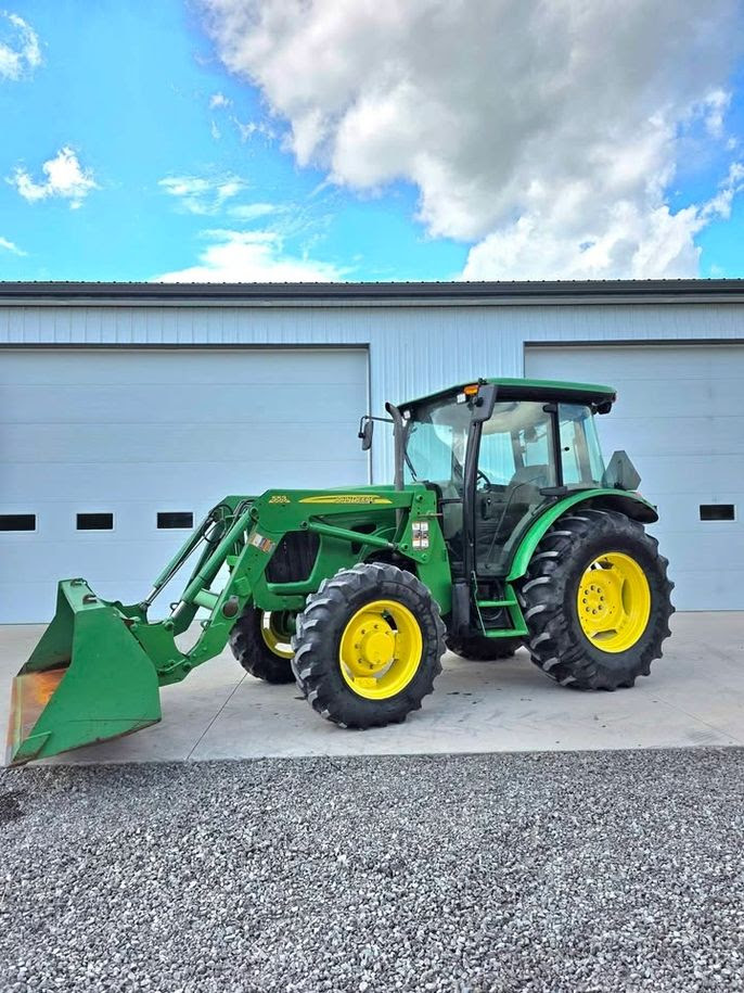 2013 John Deere 5083E Tractor Loader, Low Hours!