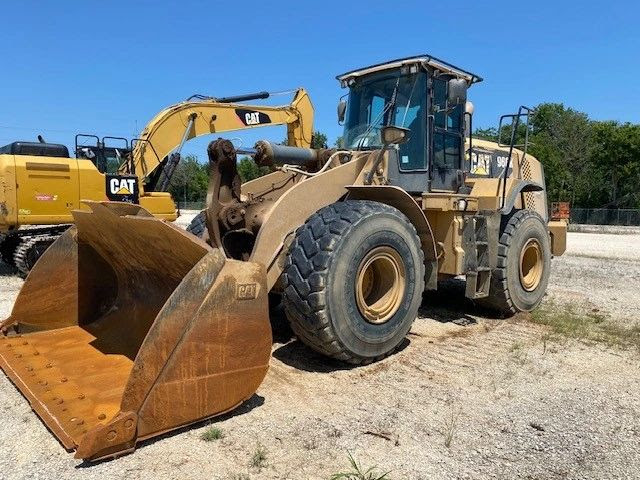 2013 CAT 966K Wheel Loader 