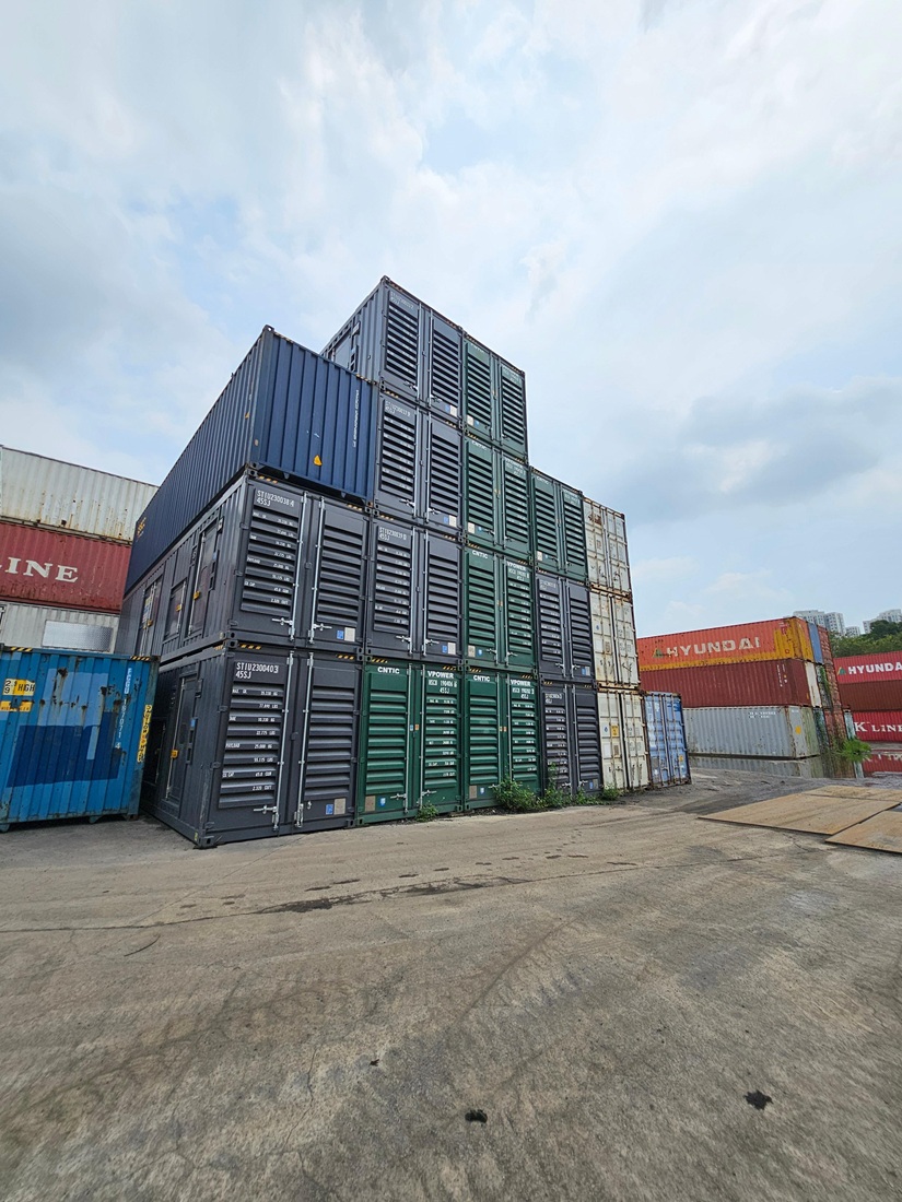 16 x MTU 16V4000L64F,year:2022,Fuel:Natural Gas,Containerized Type Genset,Voltage:11Kv,Frequency:50hz,Power:2026Kw