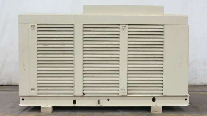 1999 Cummins 500KW/ KTA19-G4 Diesel Generator