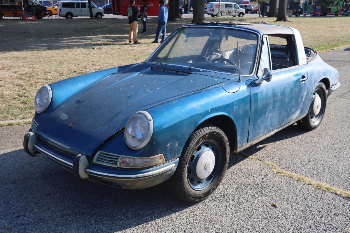 Rare Barn-Find 1967 Porsche 912 Soft-Window Targa