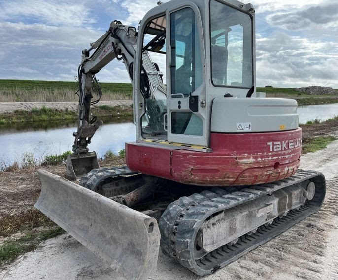 2014 Takeuchi TB180FR Excavator