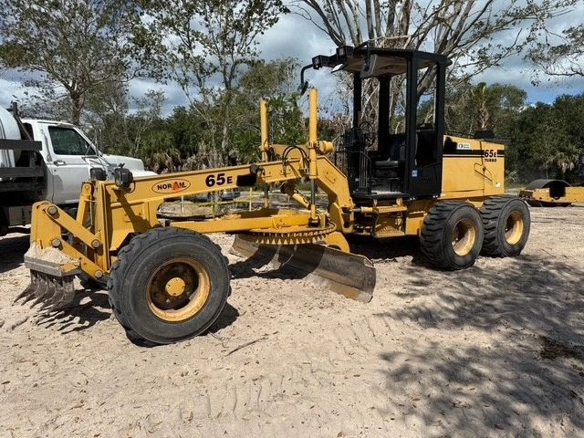 2014 Noram 65E Grader