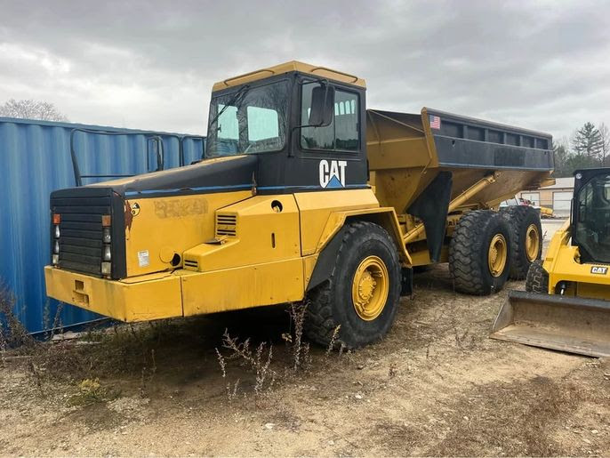 CAT D250E Haul Truck, Needs Repair!