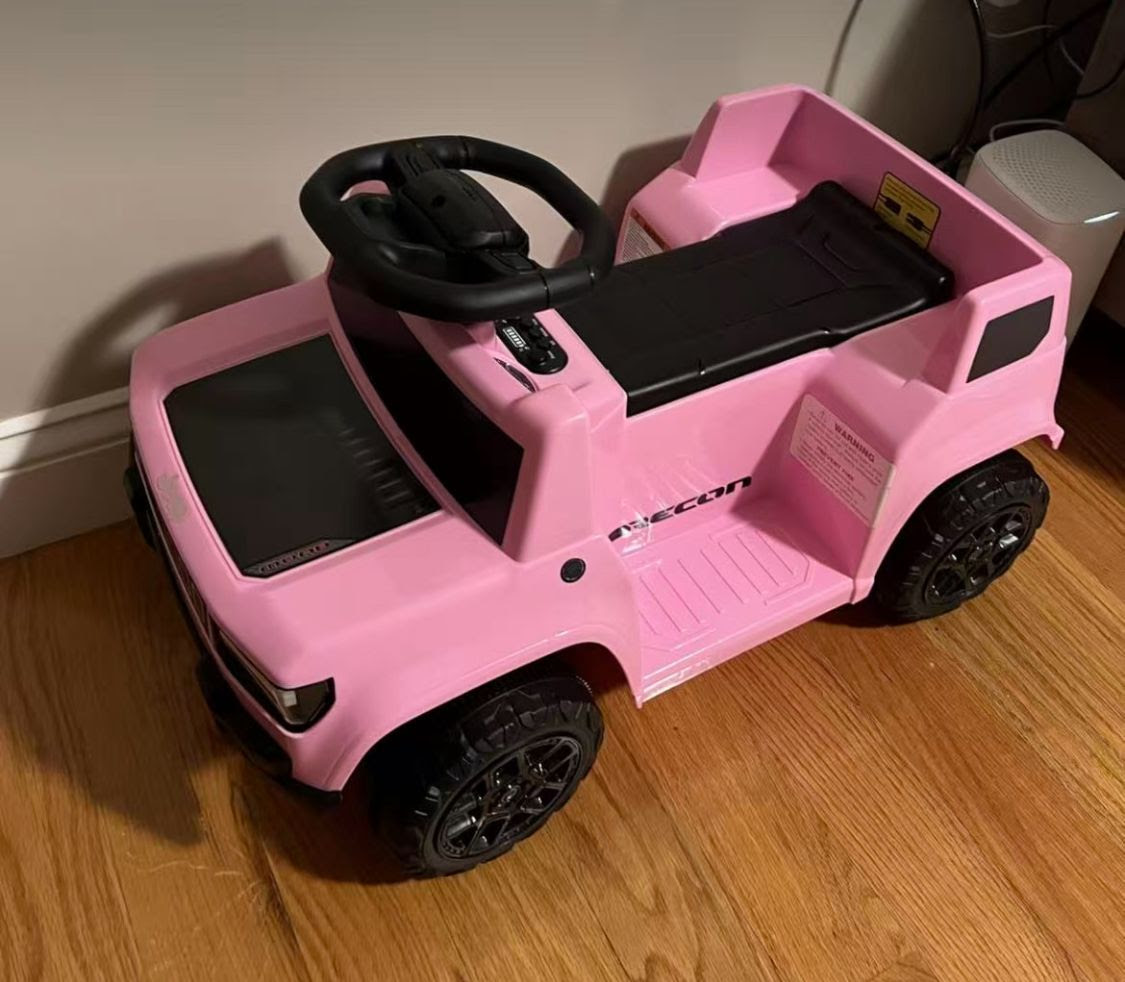 Jeep Recon Battery Powered Ride On Toy Car. 401 Units.  EXW Los Angeles $60.00 Unit.