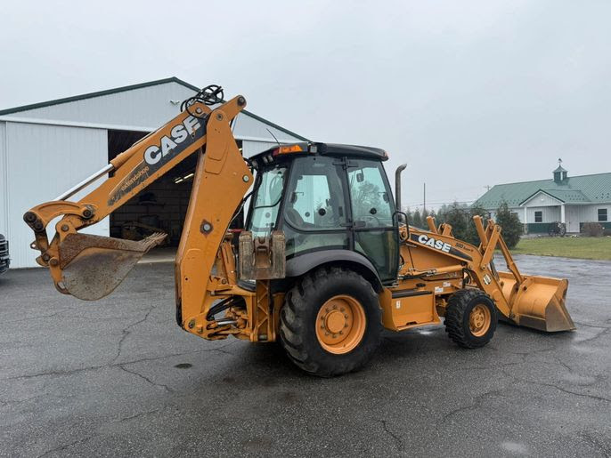 2011 Case 580SN Backhoe Loader