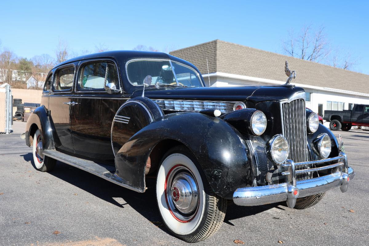  1940 Packard Super Eight Sedan