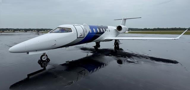 **2017 Learjet 75**