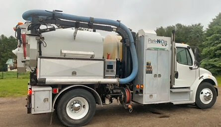 AIR WATER HYDRO VAC TRUCK