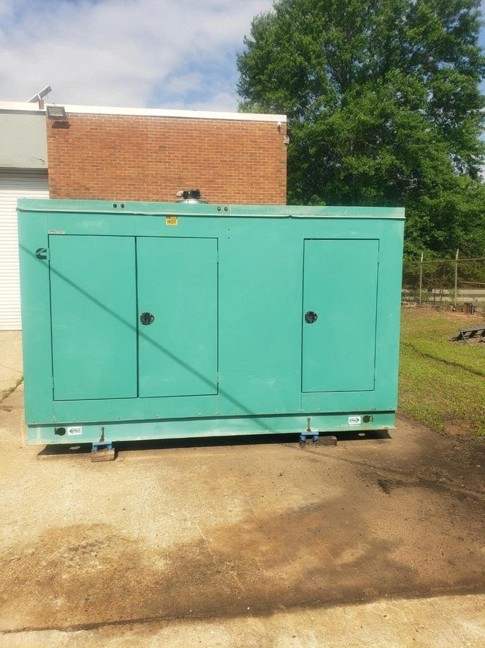 2008 Cummins 185KW Enclosed Generator, Engine will run on Natural Gas or Propane, 120/208 Volts 3 Phase - 60HZ - 812 Hours, Unit has been load tested. -   $27,000.