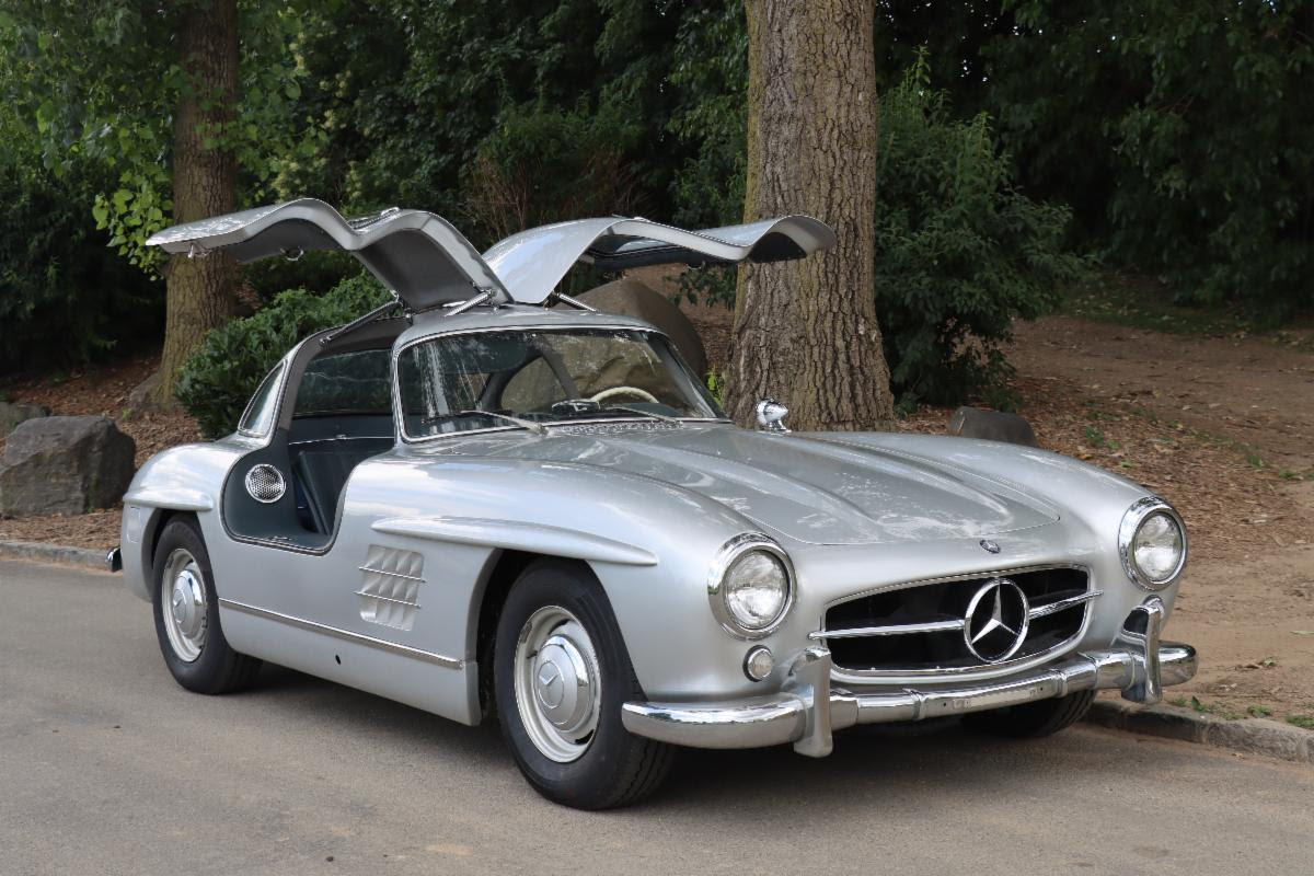 1987 Mercedes-Benz 300SL Gullwing Recreation 