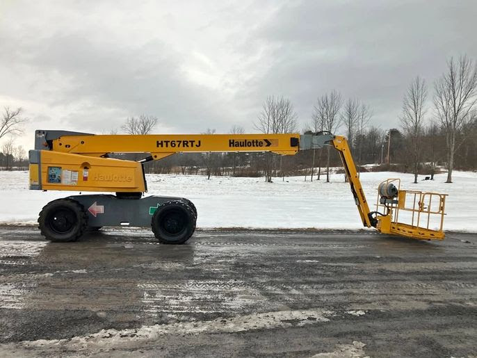 2013 Haulotte HT67RTJ Manlift