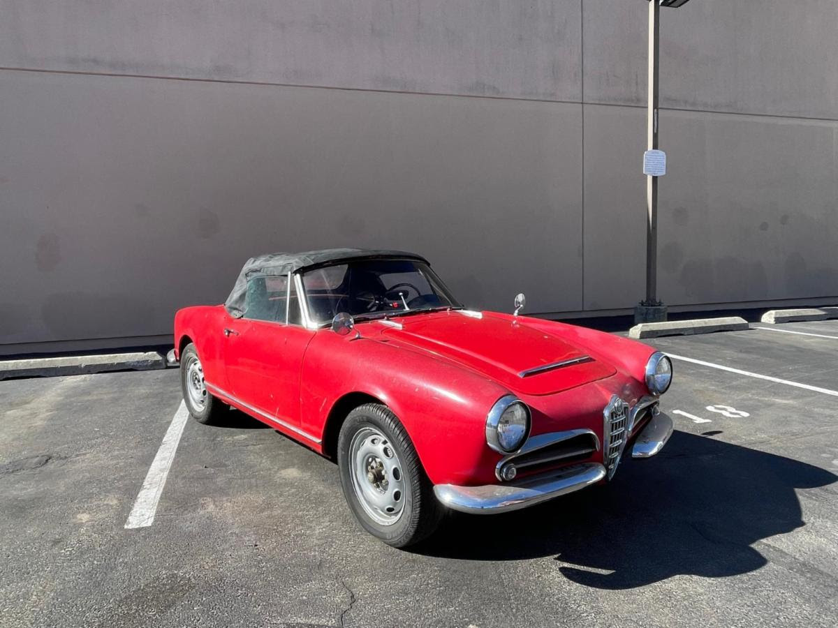 1964 Alfa Romeo Giulia 1600 Spider