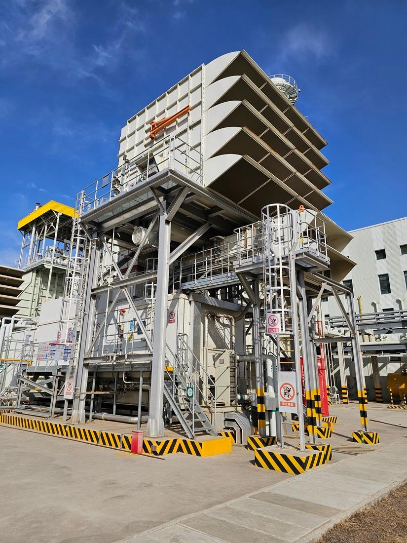 SIEMENS SGT 700 DLE - Year 2020 - CCPP - 45 MW - Ref : P/AA-87 - 3