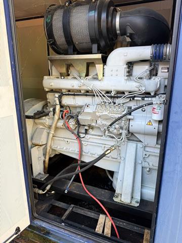Used 500 Kva Volvo/Stamford Acoustic Generator.