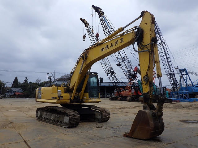 KOMATSU  EXCAVATOR 