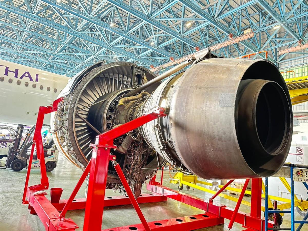 TRENT 892-17 