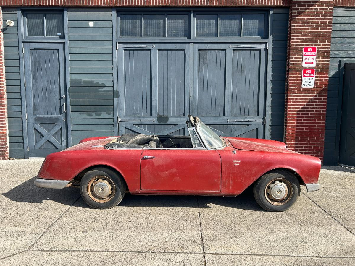 1961 Facel Vega Facellia 