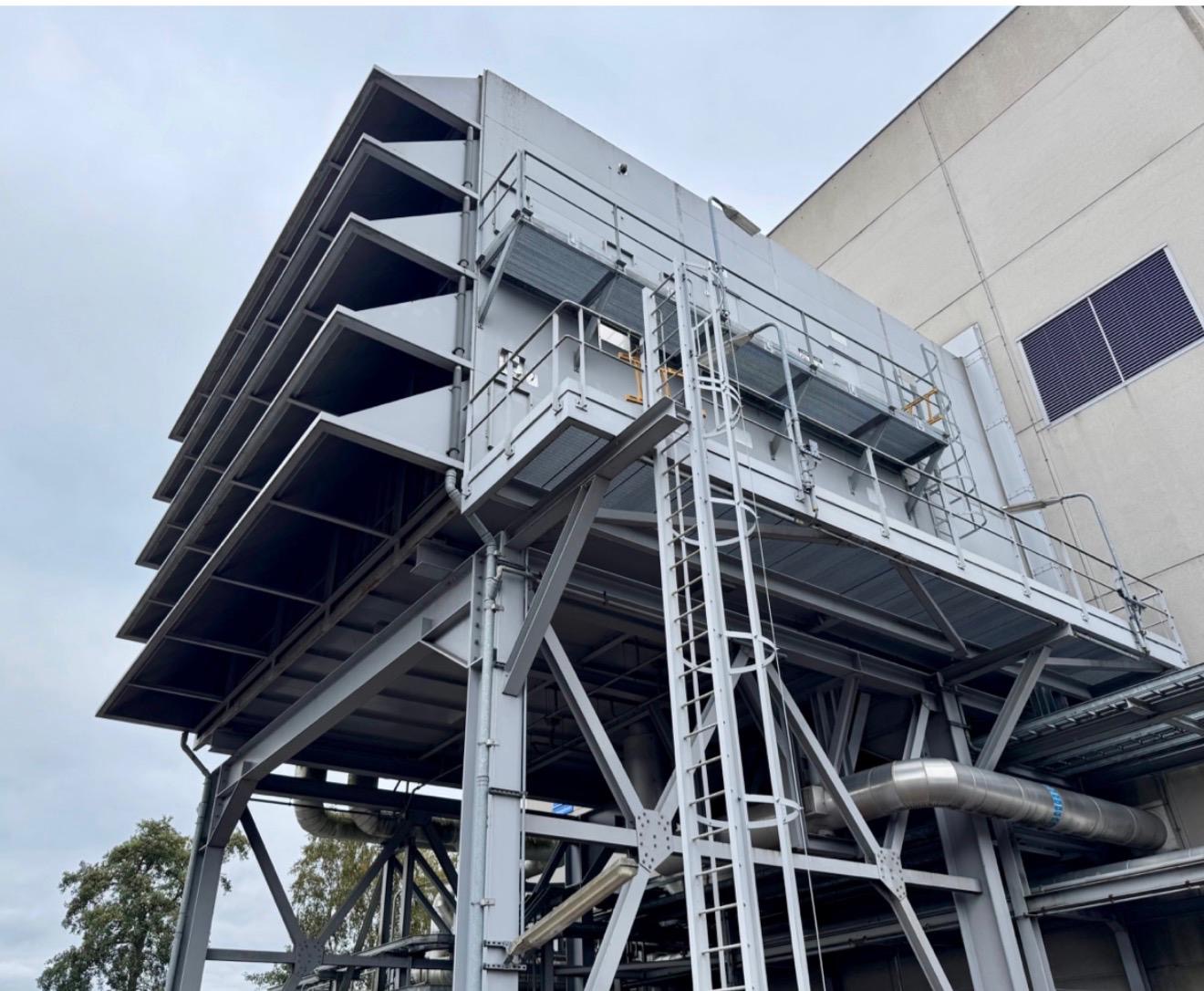  GE Frame 9E, but the fired hours on this unit is less than 500 hours (not 39,936 fired hours), the control systems is the newer GE MkVIe system (not MkVI), 