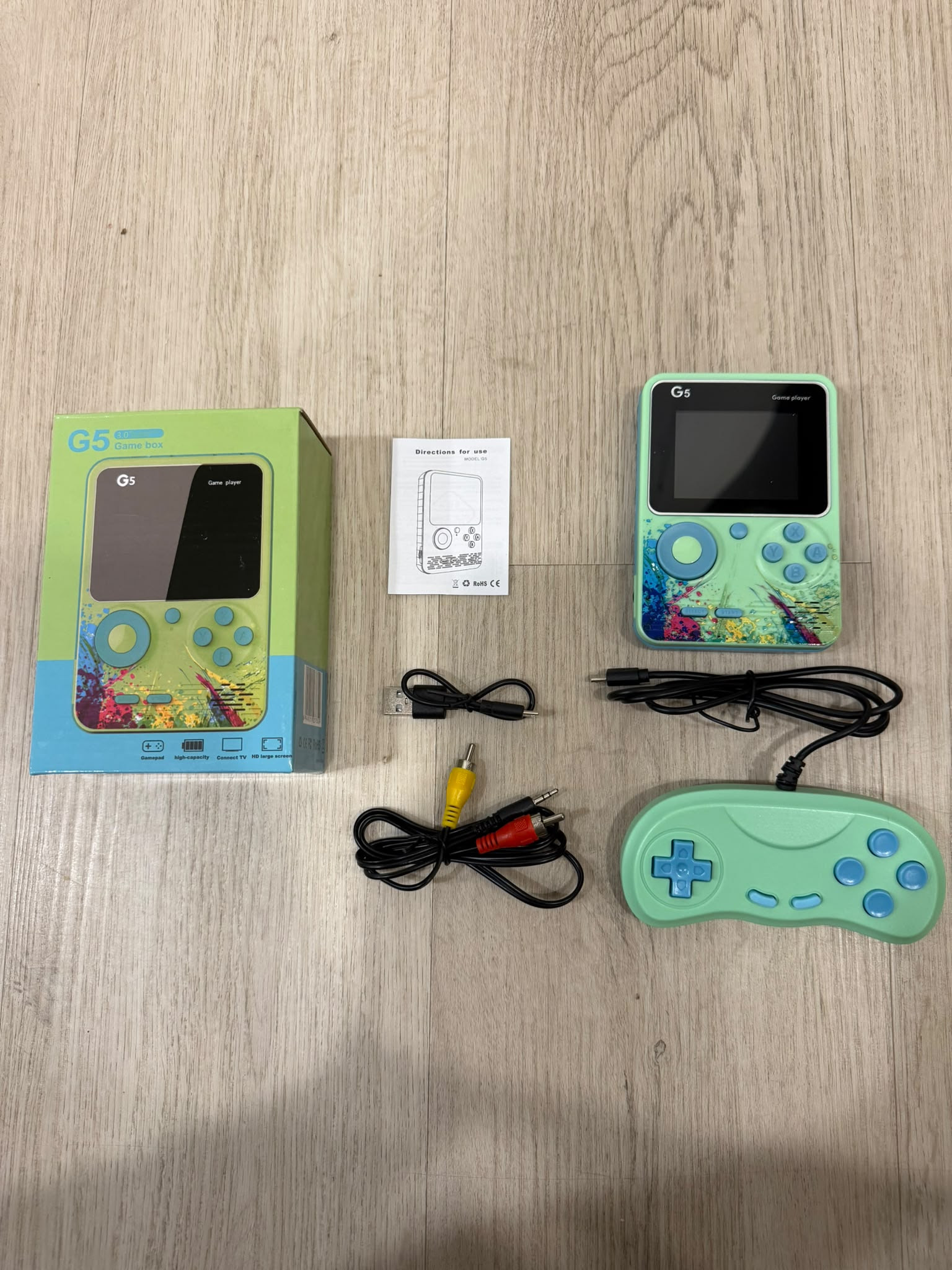 G5 Handheld Retro Game Console. 3800 Units.  EXW Los Angeles $7.95 Unit. Retail $24.00